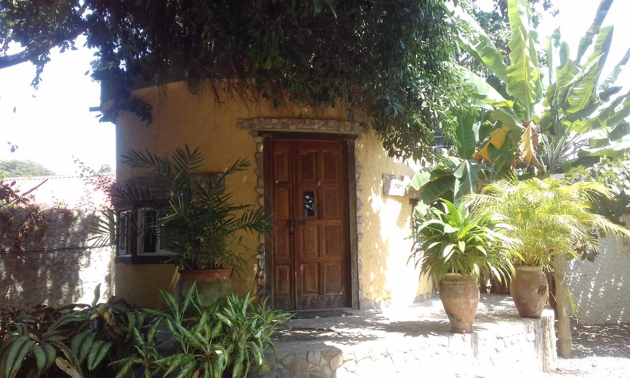 Kokrobite Garden Buitenkant foto